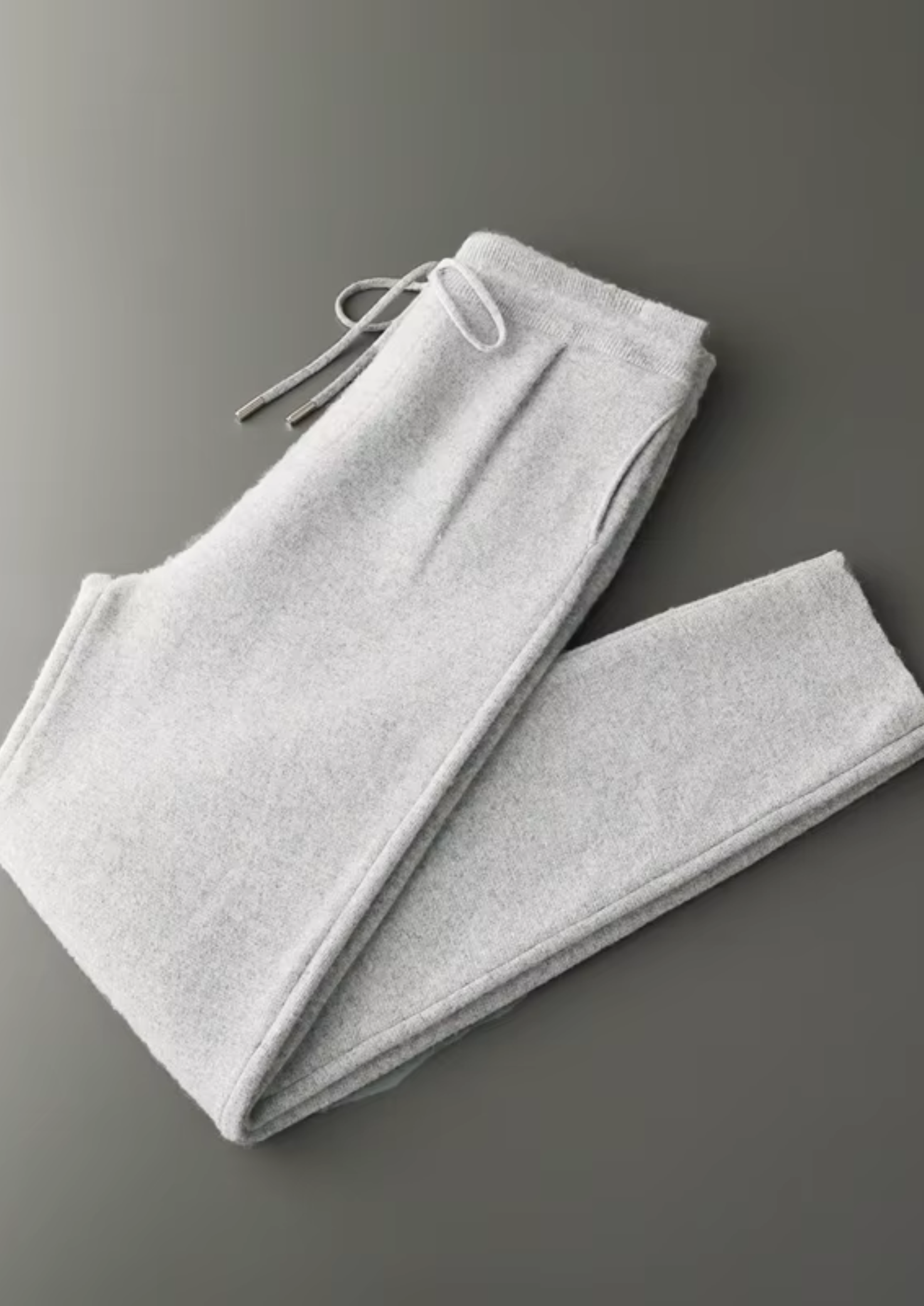 PREMIUM CASHMERE PLEATED TROUSERS
